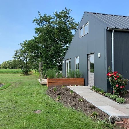 Mae Usu Villa Nieuw-Roden Exteriör bild