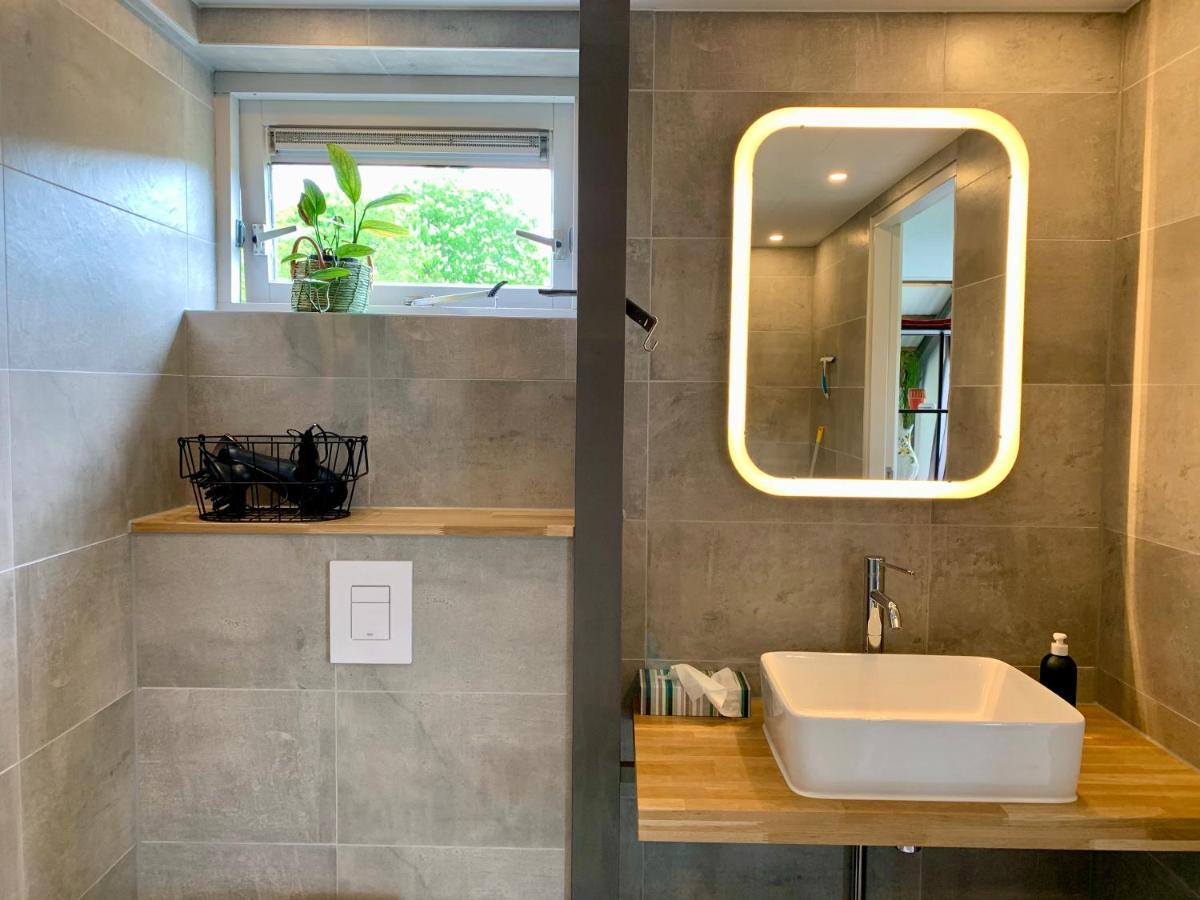 Mae Usu Villa Nieuw-Roden Exteriör bild